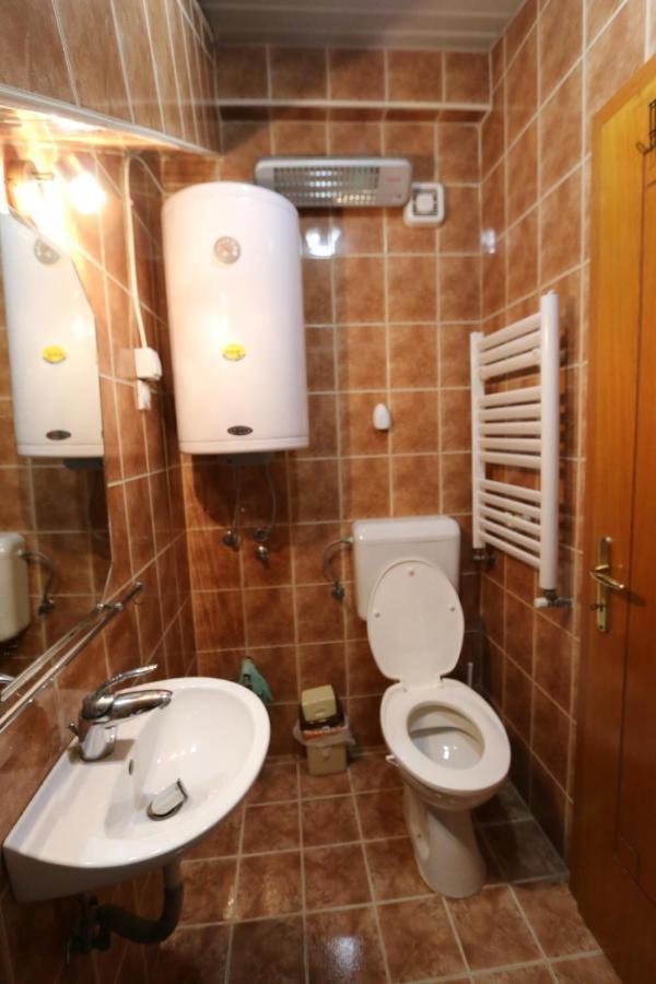 Skopje Center Sistoni Apartment Eksteriør billede